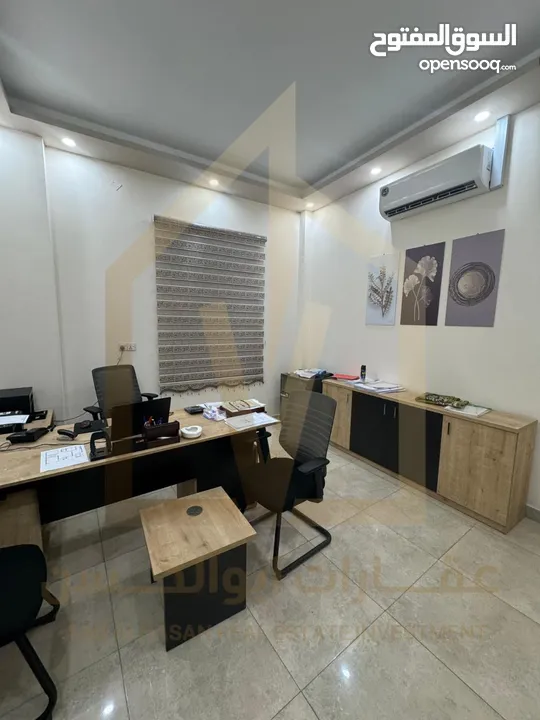 شقة مكتبية نصف مؤثثة للايجار في منطقة الجزائر
