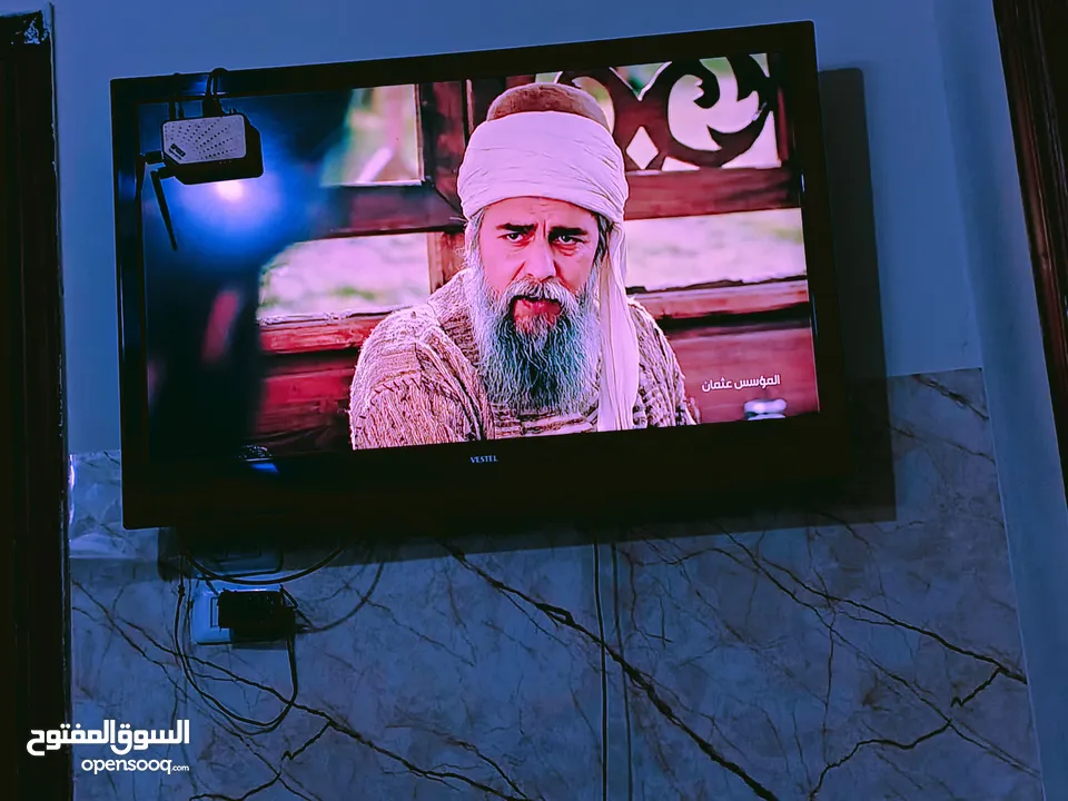 شاشة LCD للبيع بسعر ممتاز في اربد