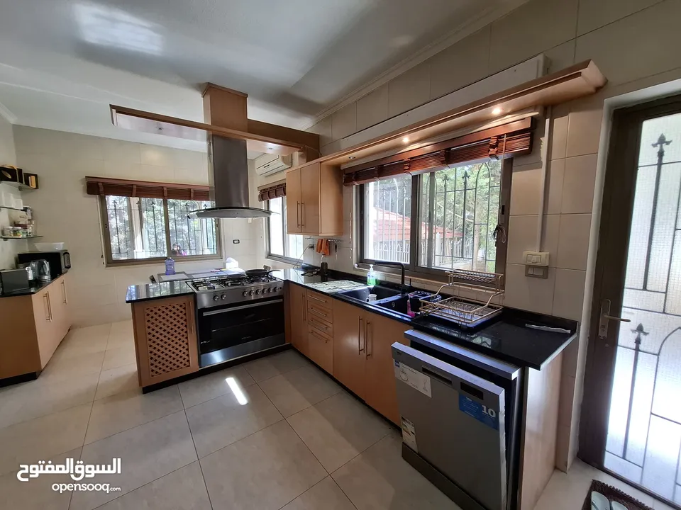 شقة مفروشة للإيجار  ( Property 41928 )-175064040