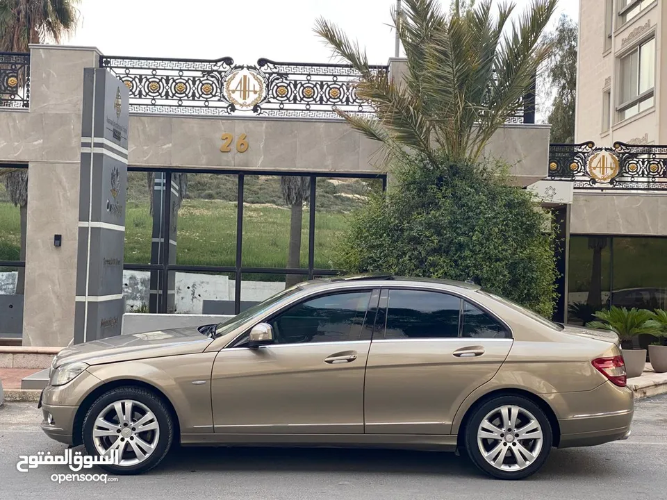مرسيدس c200 2008  فل مع الفتحه     اضافات مميزه فتحه/برادي كهرباء/حساس