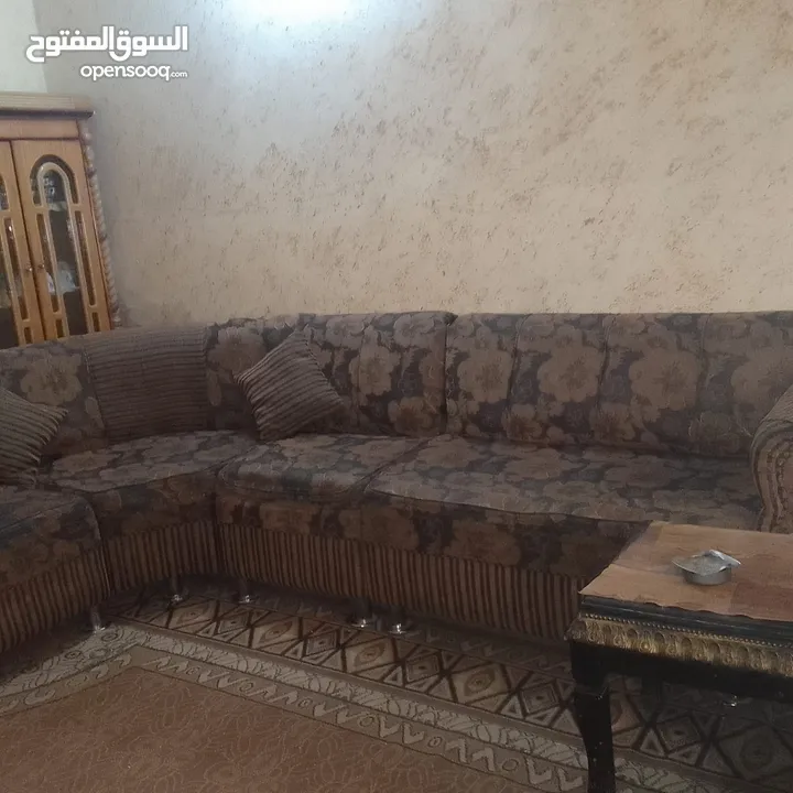 طقم كورنر وطاولة سفرة