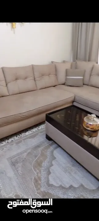 طقم كورنر  مع الطاوله مستعمل