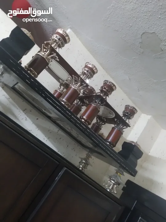 طاولات قزاز نفس الصوره وحده كبيره وثنتين صغار