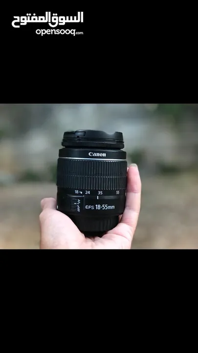 للبيع علبه الكاميرا و عدسة EOS 80D