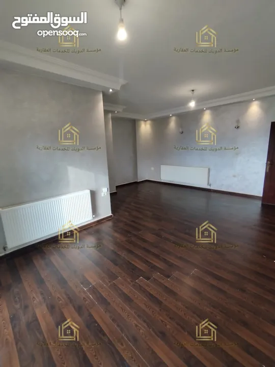 شقة مع روف منفصل بإطلالــــه مميزة
