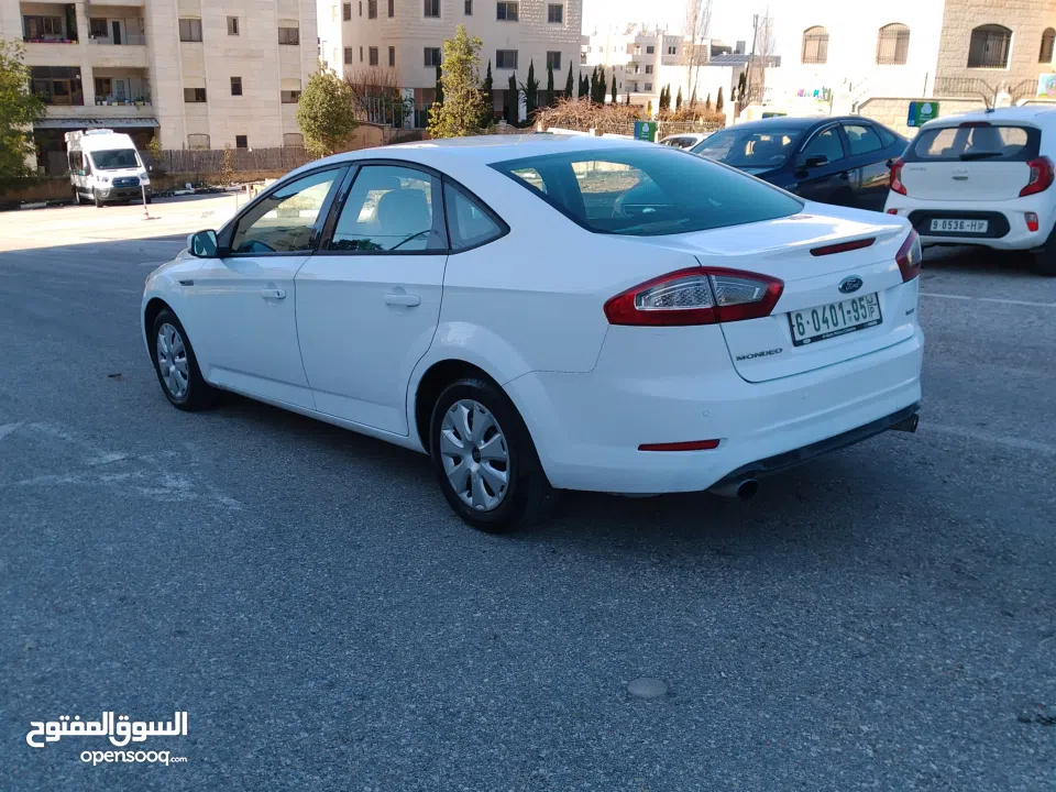 فورد مونديو اوتومات سنة 2014 لقطه