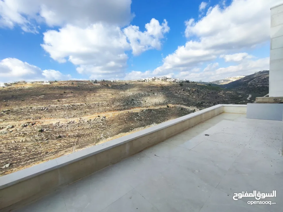 روف سوبر ديلوكس للبيع في الريحان مع إطلالة خيالية