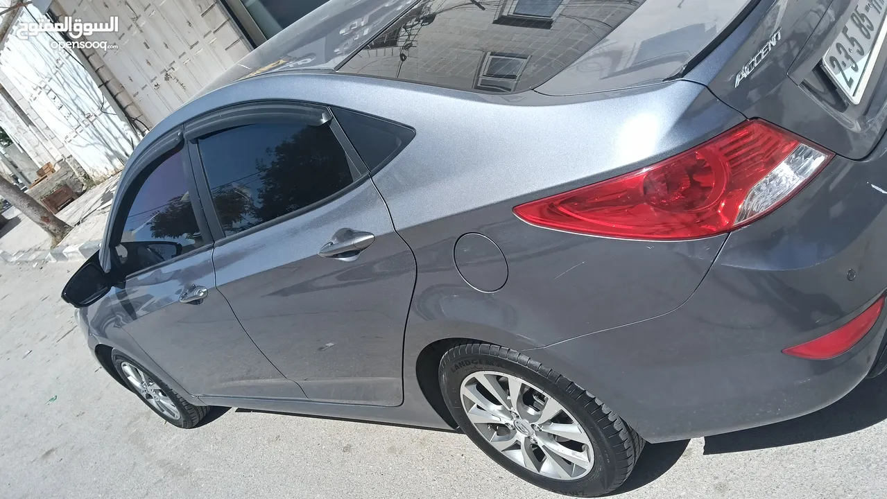 هونداي اكسنت موديل 2016 محرك 1.6 بنزين ارررررربعه غيار