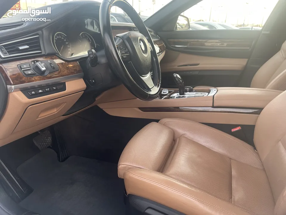 BMW 750 Li_TWIN POWER TERBO _GCC_2015_Excellent Condition _Full option