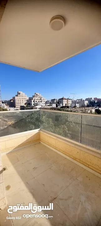شقة بسطح مرحبا طابو جاهز وتنازل فوري
