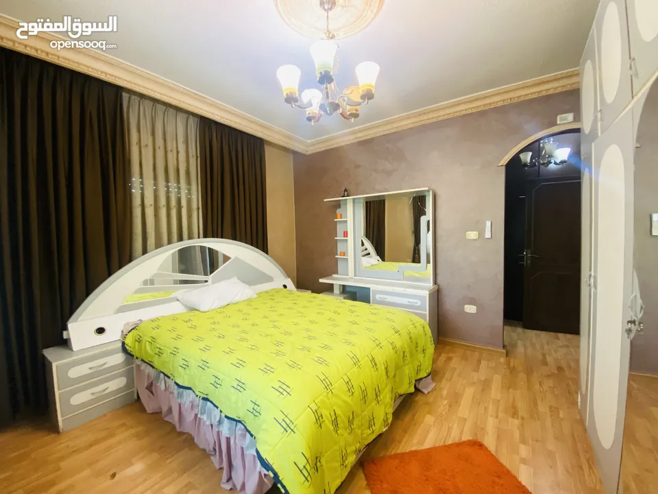 شقة فاخرة مفروشة في ضاحية الرشيد حي الخرابشة للإيجار.