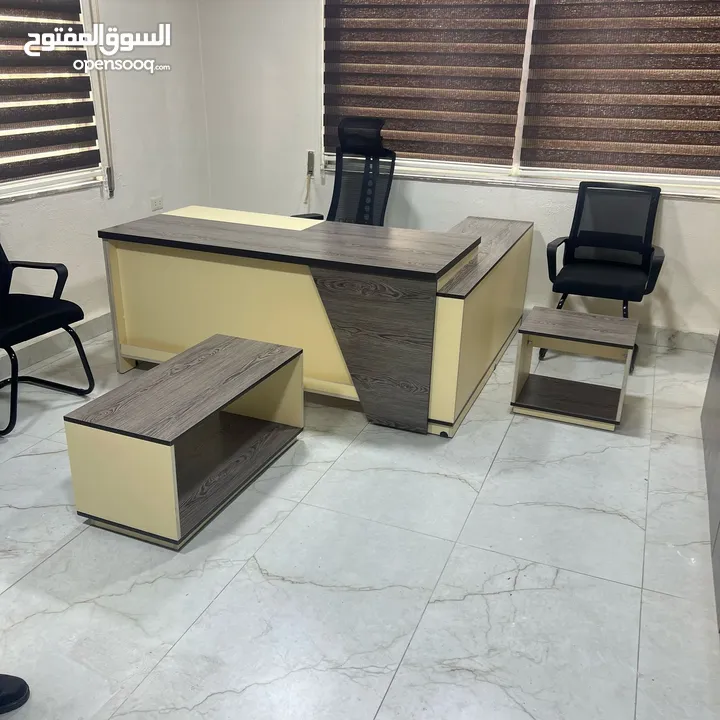 مكتب قياس 160*80 مع جانبيه وطاولة وسط خشب لامينت مستورد بسعر المصنع تفصيل جميع الموديلات جميع المقاس