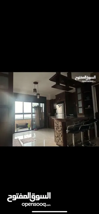 ثلاث غرف نوم مفروشة للإيجار الارسال