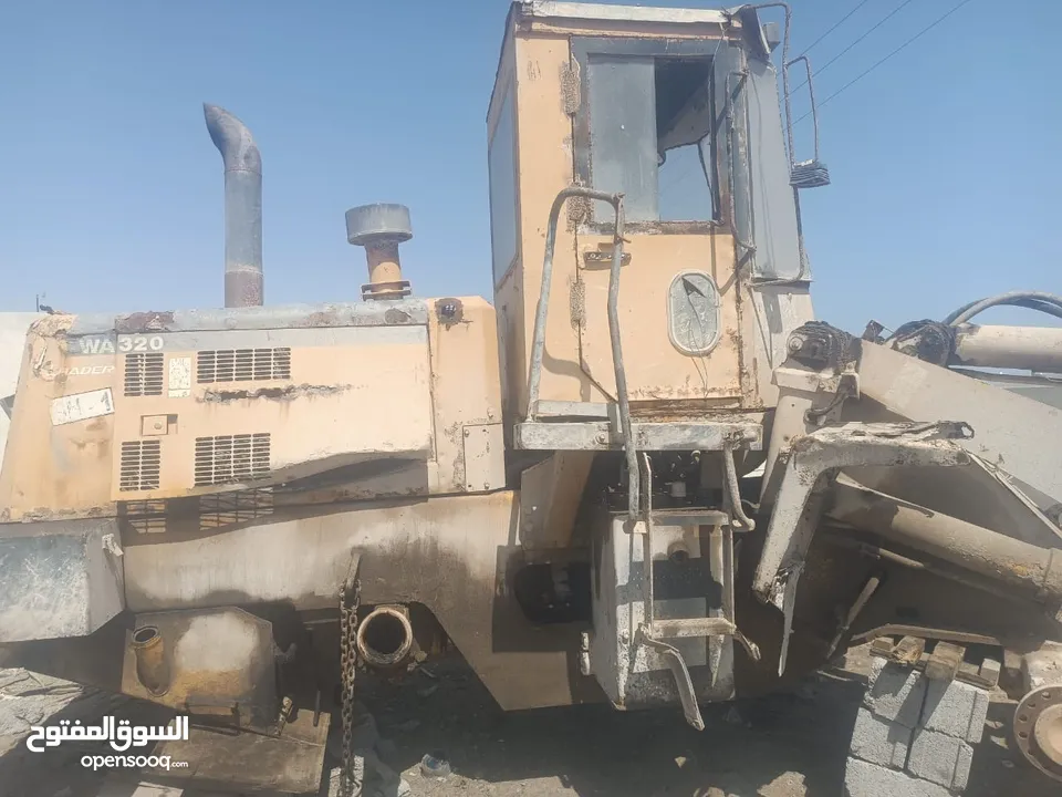 KOMATSU 320 model 2009 & SDGLG SHAWEL 2015  used partes available