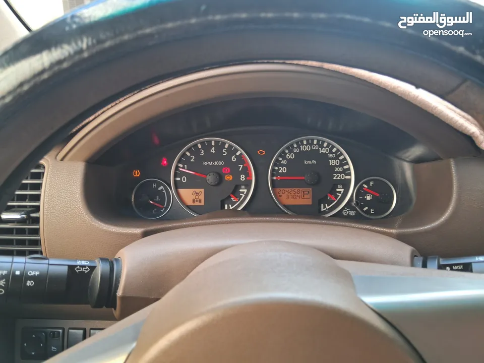 للبيع نيسان باتفايندر 2006 v6