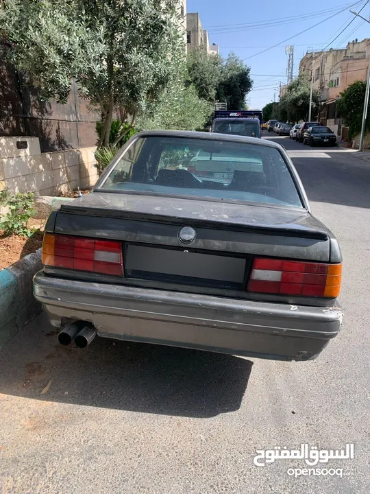 Bmw بي ام بوز نمر 1989 للبيع