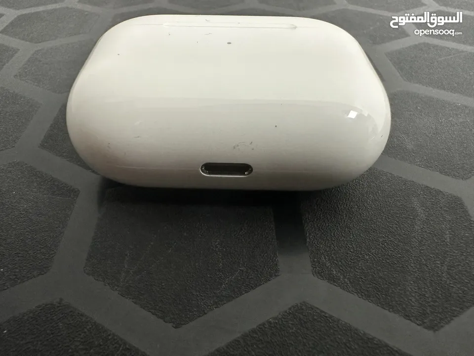 AirPods Pro الجيل الاول