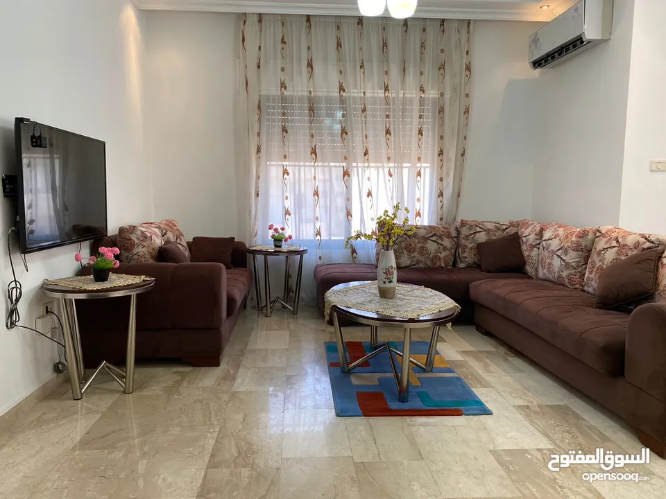 شقة مفروشة للايجار في عمان منطقة. السابع منطقة هادئة ومميزة جدا