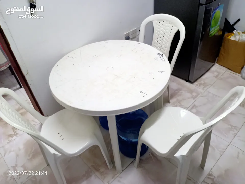 Dining Table With Chair's