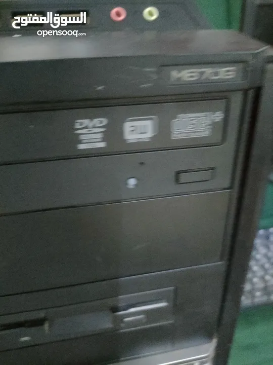 كمبيوتر الشاشه hp والكيس اسر