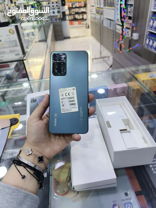 جهاز القوي NOT 11 PRO PLAS 5G معه شاحنو الاصلي 120W والكرتونه جيجا 256 رام 16 متوفر توصيل