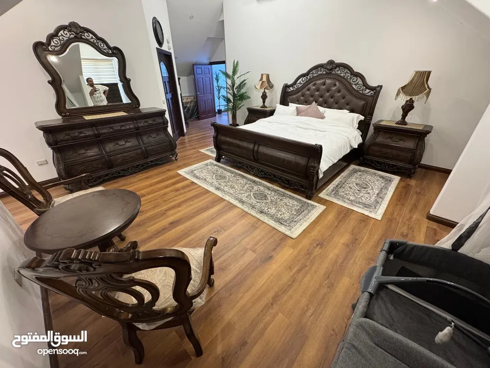 شقة مع روف 4 غرف فندقية مفروشة ملوكي للإيجار    السعر لليوم •اقل مدة اسبوع•
