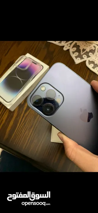آيفون 14 pro max 128gb لم يتم تغيير اي قطعة بالجهاز معا كامل اغراضو الكرتونة ووصلة الشاحن
