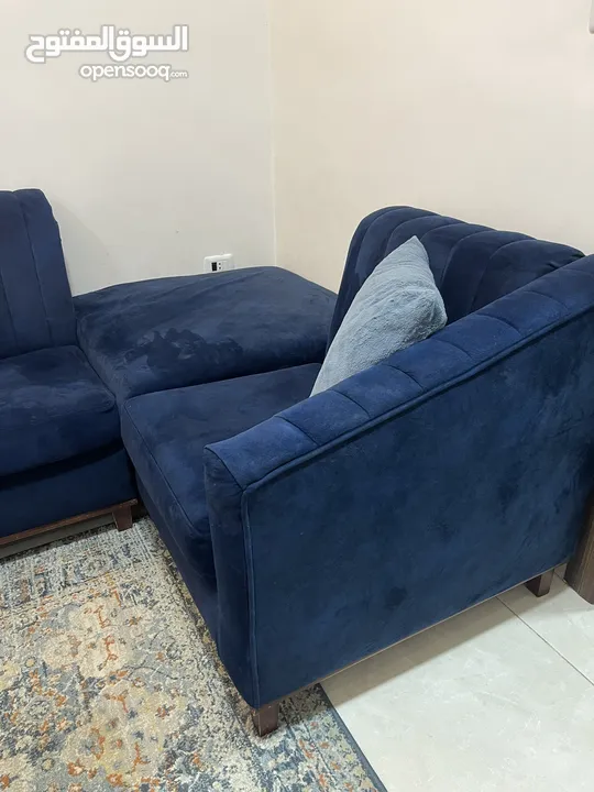 طقم كنب كورنر كحلي بحالة ممتازة - تصميم أنيق ومريح  Corner Navy Blue Sofa Set  * مستعمل *