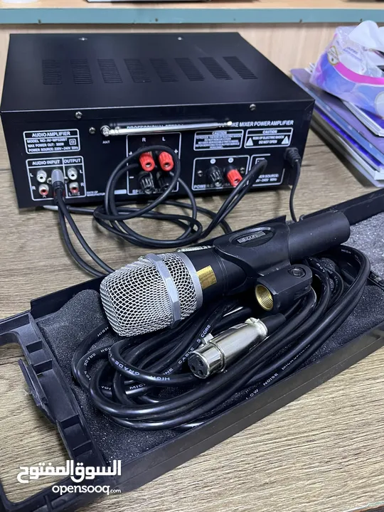 PROFESSIONAL DIGITAL ECHO MIXER POWER AMPLIFIER & DYNAMIC UNIDIRECTIONAL MAGENT 5C MM ND 7800x