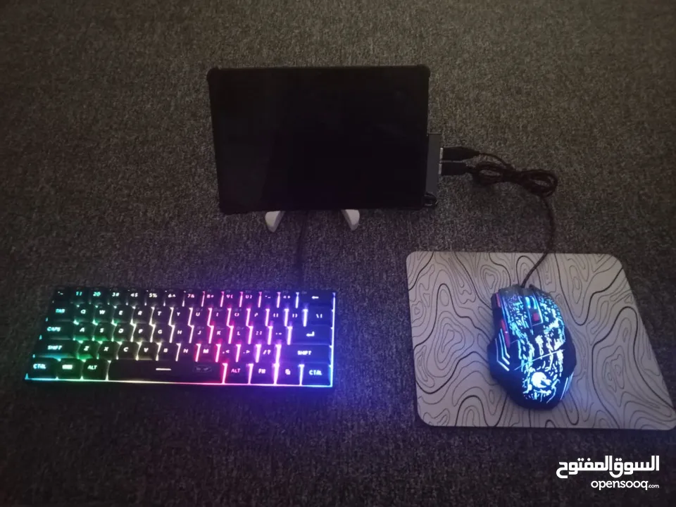 كت العاب للهاتف كامل (كيبورد+ماوس+ماوس باد+usb hub+ستاند) كت كامل للهاتف والتابلت تقدر تشتري شغلة
