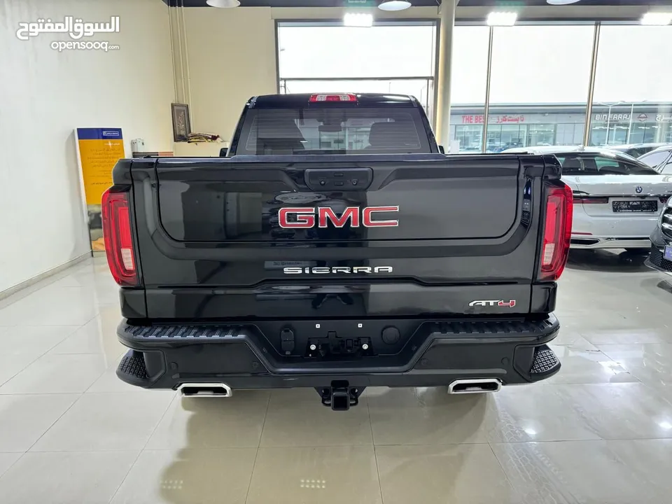 جي ام سي سييرا  GMC SIERRA AT4 اسود / اسود خليجي