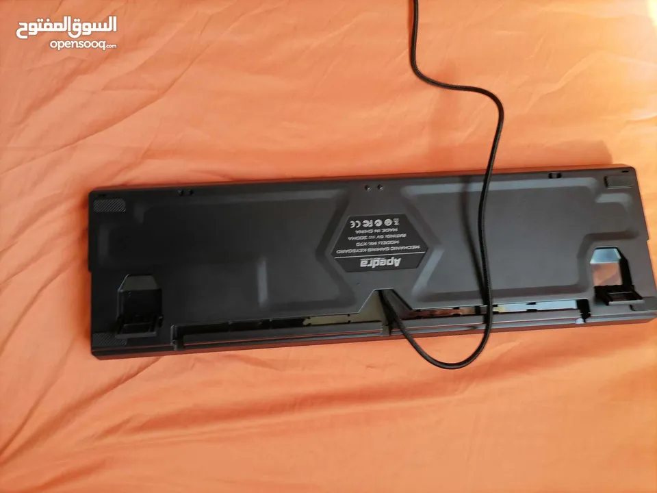 كيبورد العاب مع إضاءة عدة الوان مستعمل بحالة الجديد