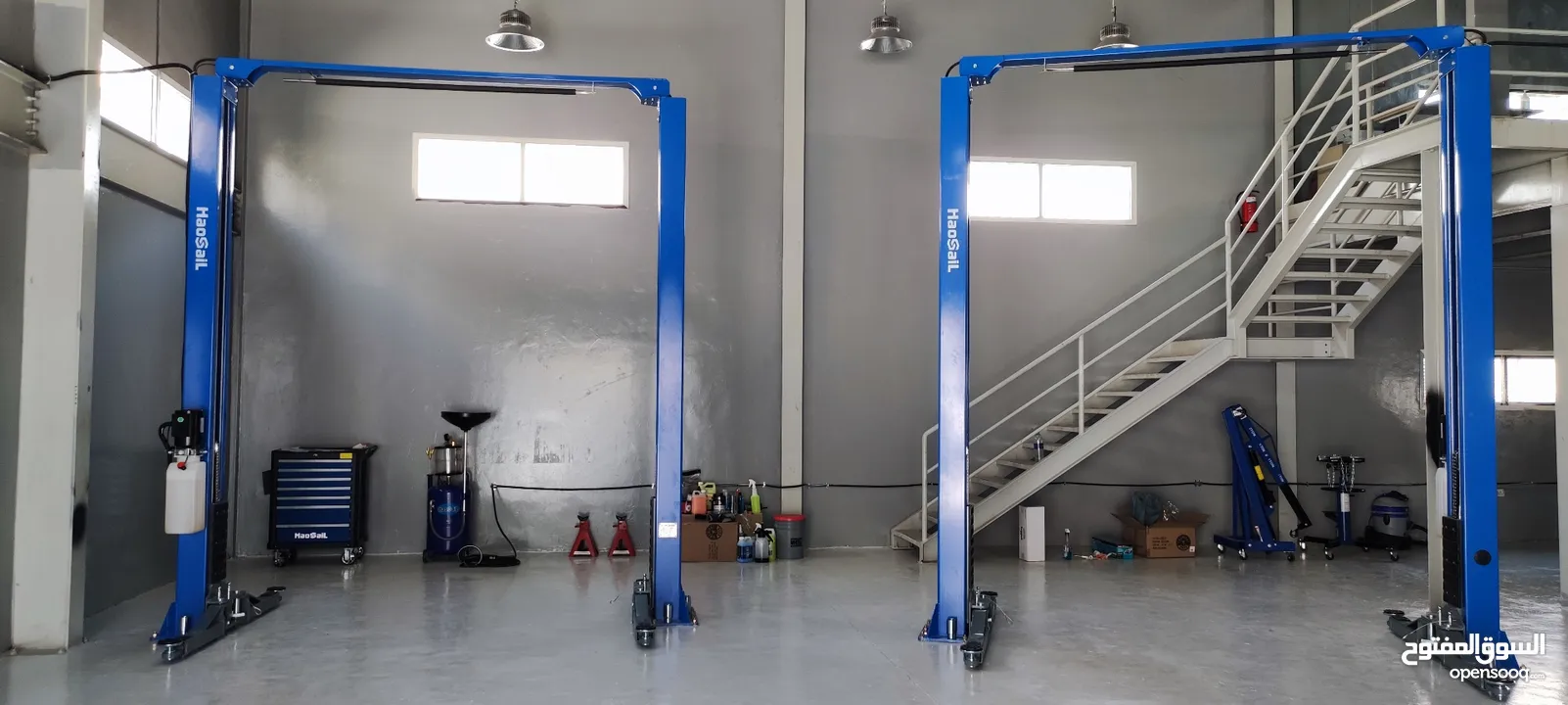 Two Post Clear Floor Lift-4 Ton