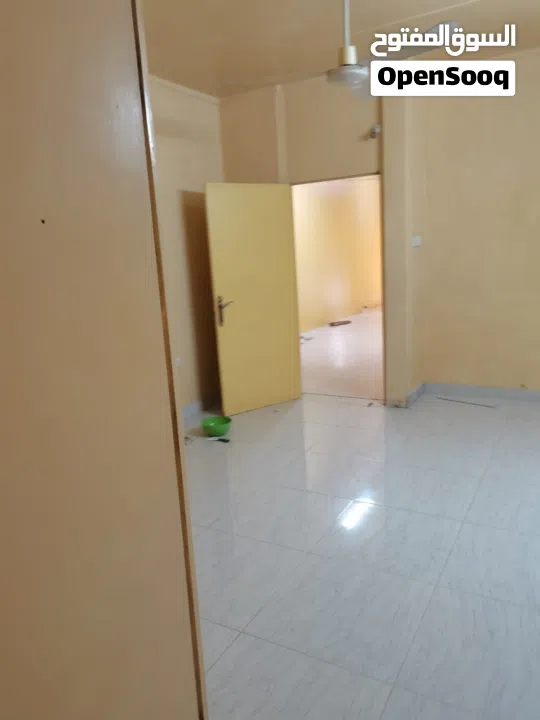 House In Isa Town for sale - Near Sanad Area -  منزل للبيع في مدينة عيسى المنطقة الثامنة قريب من سند