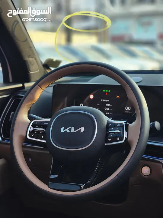 كيا سورنتو هايبرد ترخيص 2023  ماتور 1600 هايبرد/240 حصان 180 بنزين 60 كهرباء/