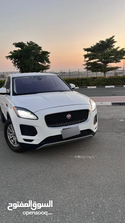 جاغوار E-PACE نظيفه جدا اوراق جمارك