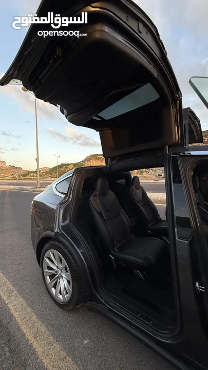 TESLA MODEL X 75D 2018  (تيسلا اكس كرت داخل الوكالة)