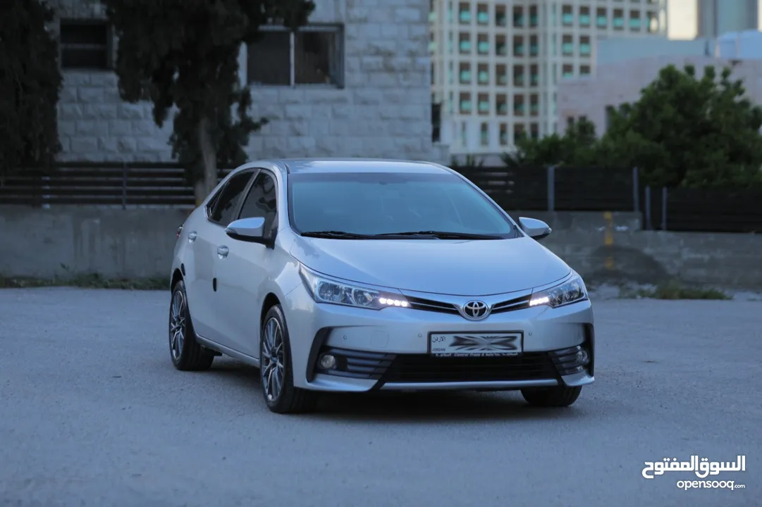 وارد المركزية Toyota Corolla 2018