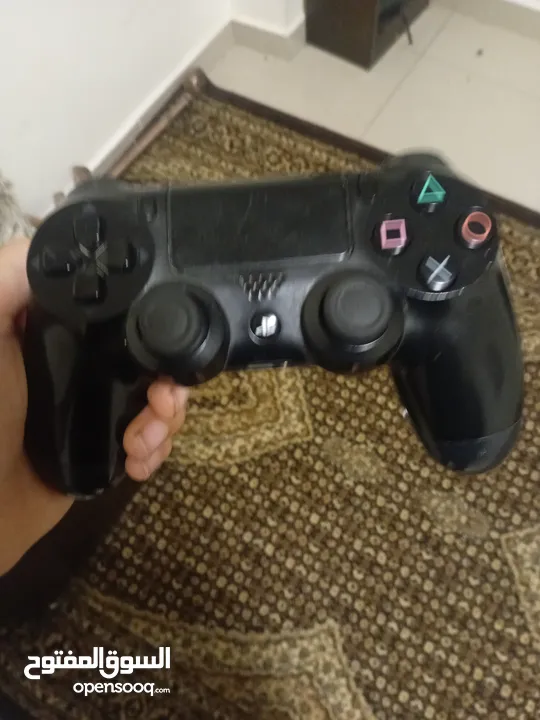 بلاي ستيشن 4 سليم