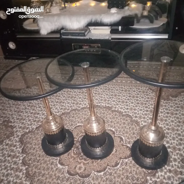 طاولات سرفيس