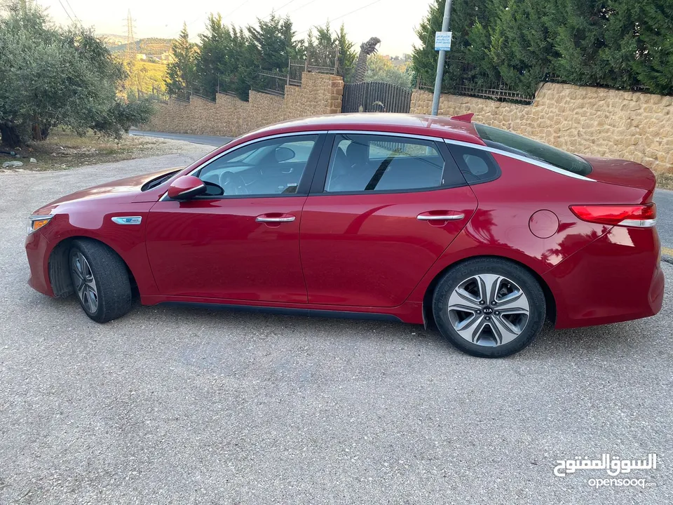 Kia optima 2018 فل بأستثناء الفتحة