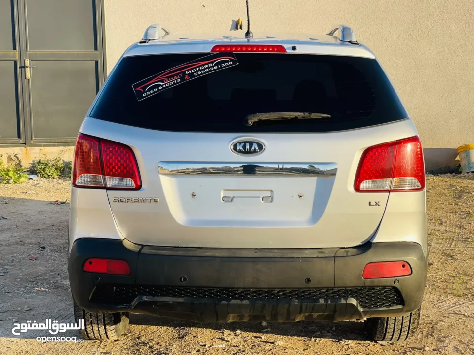 كيا سورينتو 2012 ب الرخصه