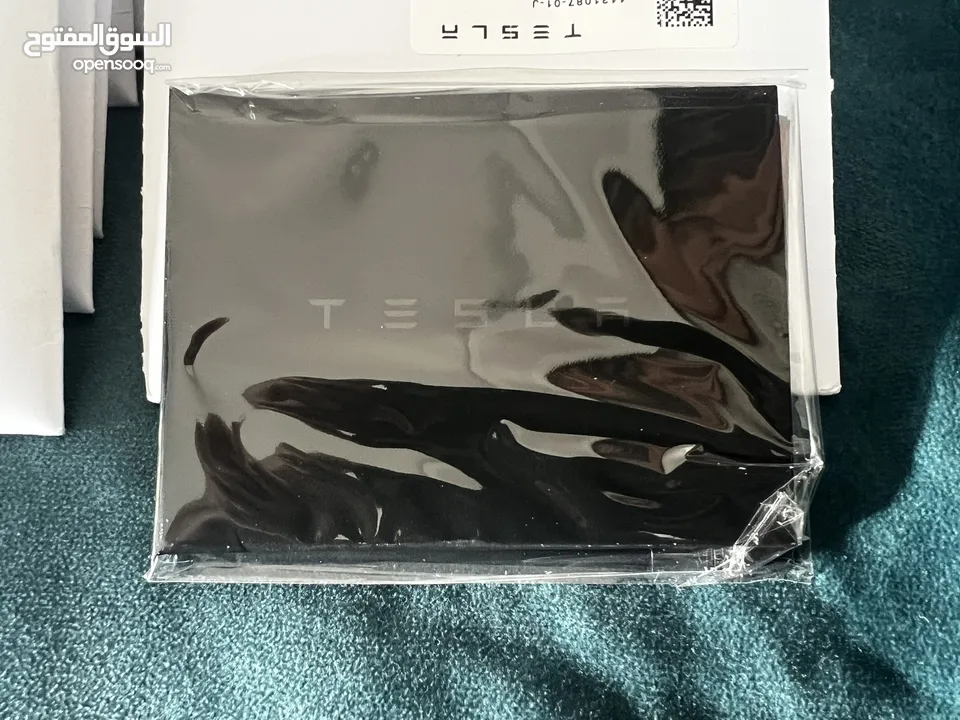 كروت تيسلا - كرت تيسلا - مفاتيح تيسلا ريموت كبسات - تيسلا اصلي  Tesla Key Card - Tesla Keyfob