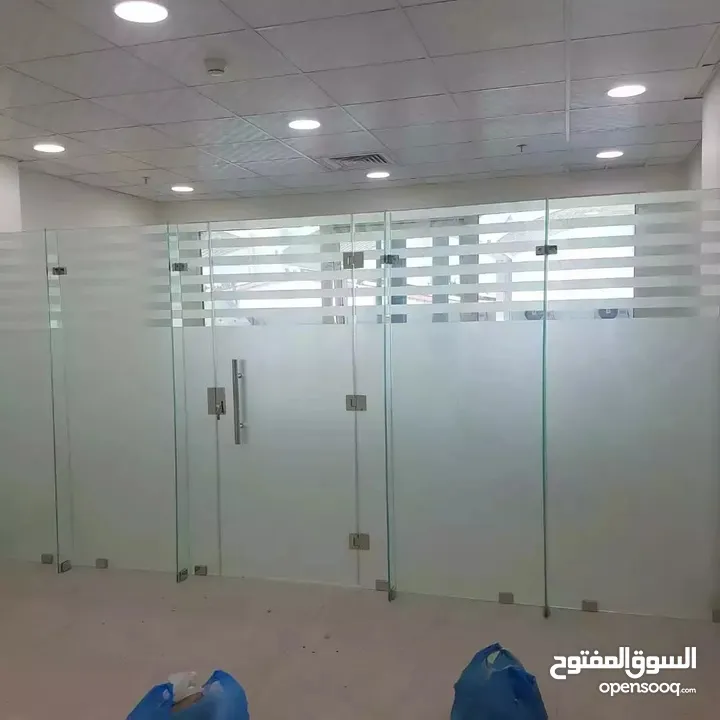 ###  زجاج سكوريت ابواب وواجهات وتبديل ومكائن  ابواب جميع مناطق الكويت)