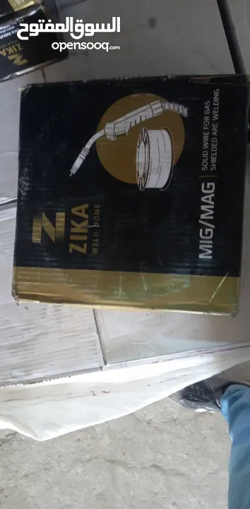 أدوات طبيه للبيع جديده غير  مستعملة و تمتلك جوده عاليه  يمكن توفيرها بكميات كبيرة حسب الطلب