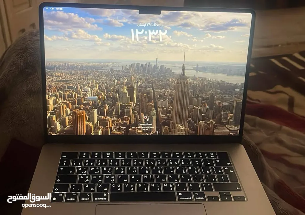 Mac book air 15 gold 2023 256g