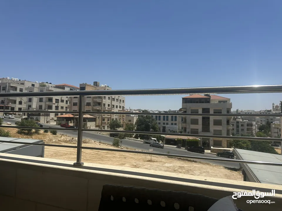 شقة طابقية بمنطقة خاص أ خلدا قرب المسجد الهمشري