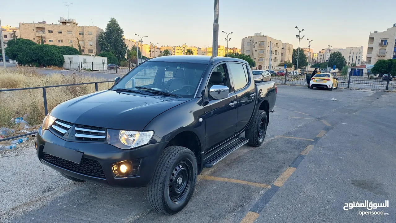 تم تخفيض السعر/متسوبيشي l200 دبل كابين للبيع