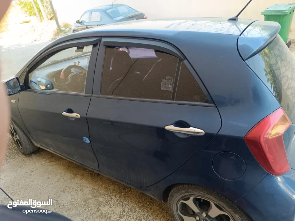 لون مميز وفحص نخب نخب ماشيه46الف عداد اصلي السعر37كاش موديل16 فل فل