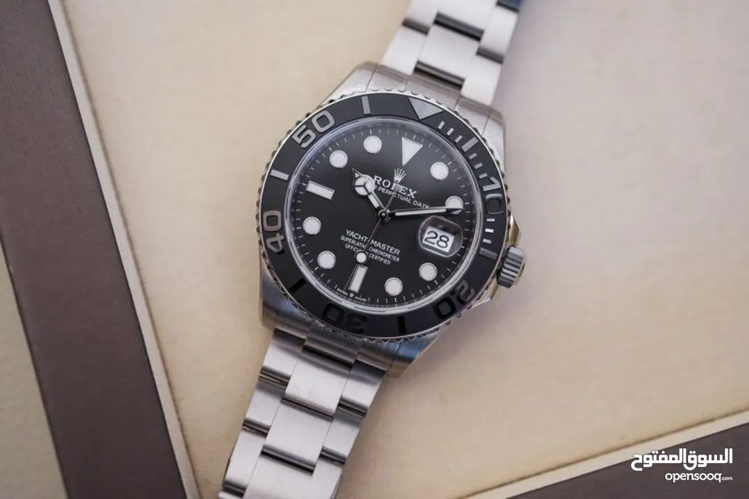 اسم الساعة  rolex  titaniom yakhr master الساعة الوحيدة من رولكس دايرها تيتانيوم